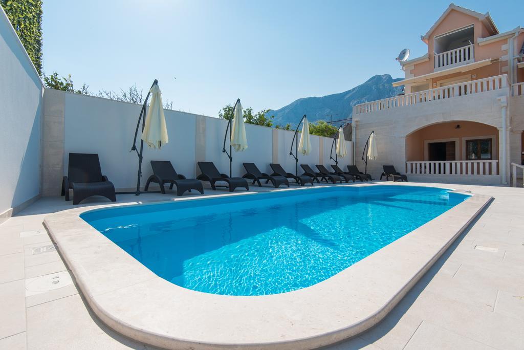 Apartments Villa Stella 오레비츠 외부 사진