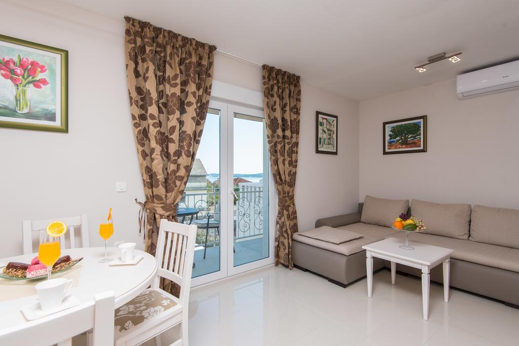 Apartments Villa Stella 오레비츠 외부 사진