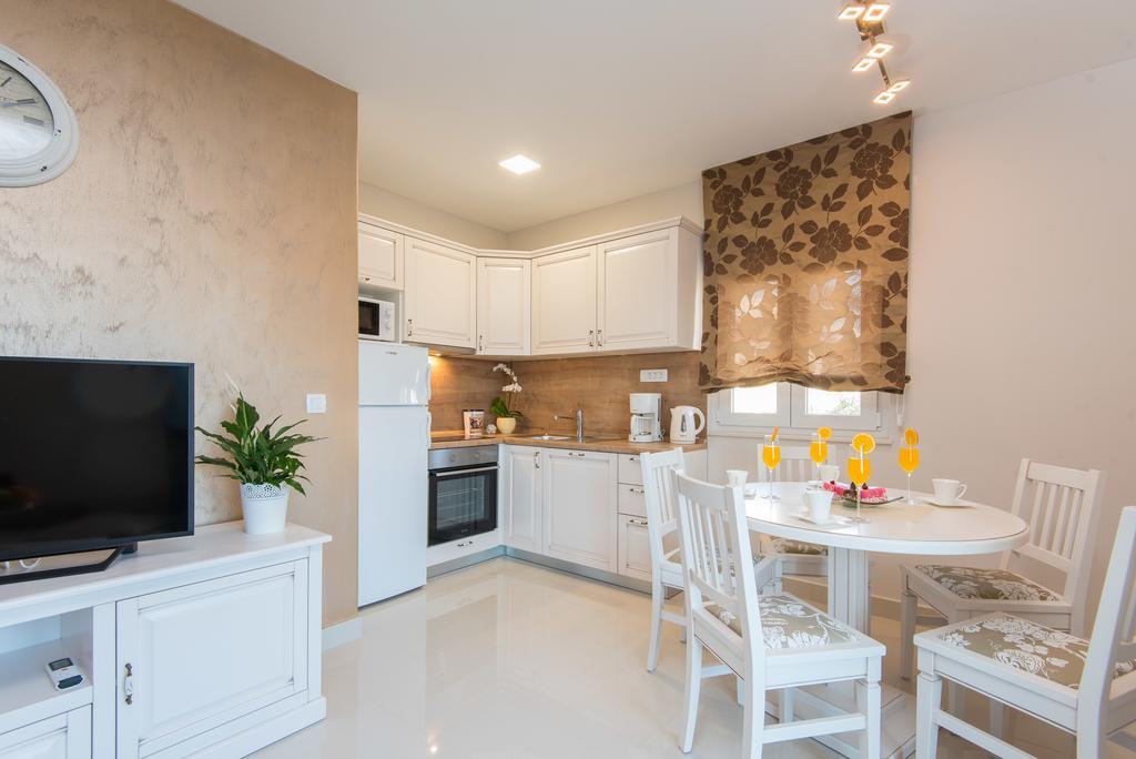Apartments Villa Stella 오레비츠 외부 사진