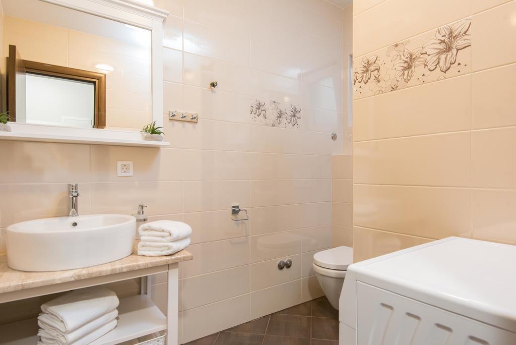 Apartments Villa Stella 오레비츠 외부 사진