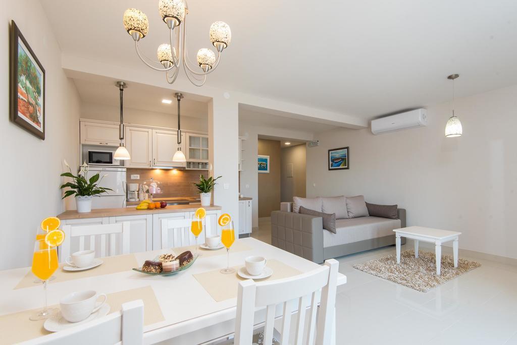 Apartments Villa Stella 오레비츠 외부 사진