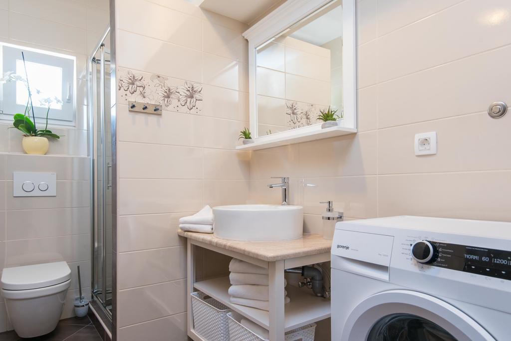 Apartments Villa Stella 오레비츠 외부 사진