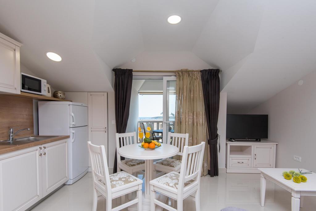 Apartments Villa Stella 오레비츠 외부 사진