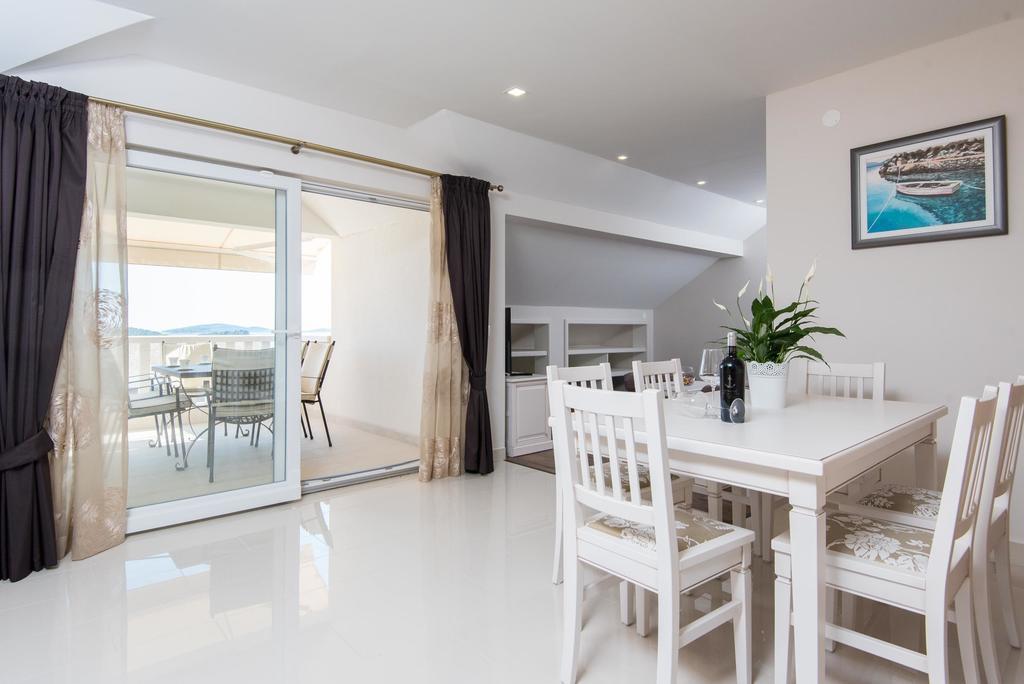 Apartments Villa Stella 오레비츠 외부 사진